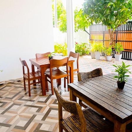 Mario Family Villa And Restaurant Negombo Bagian luar foto