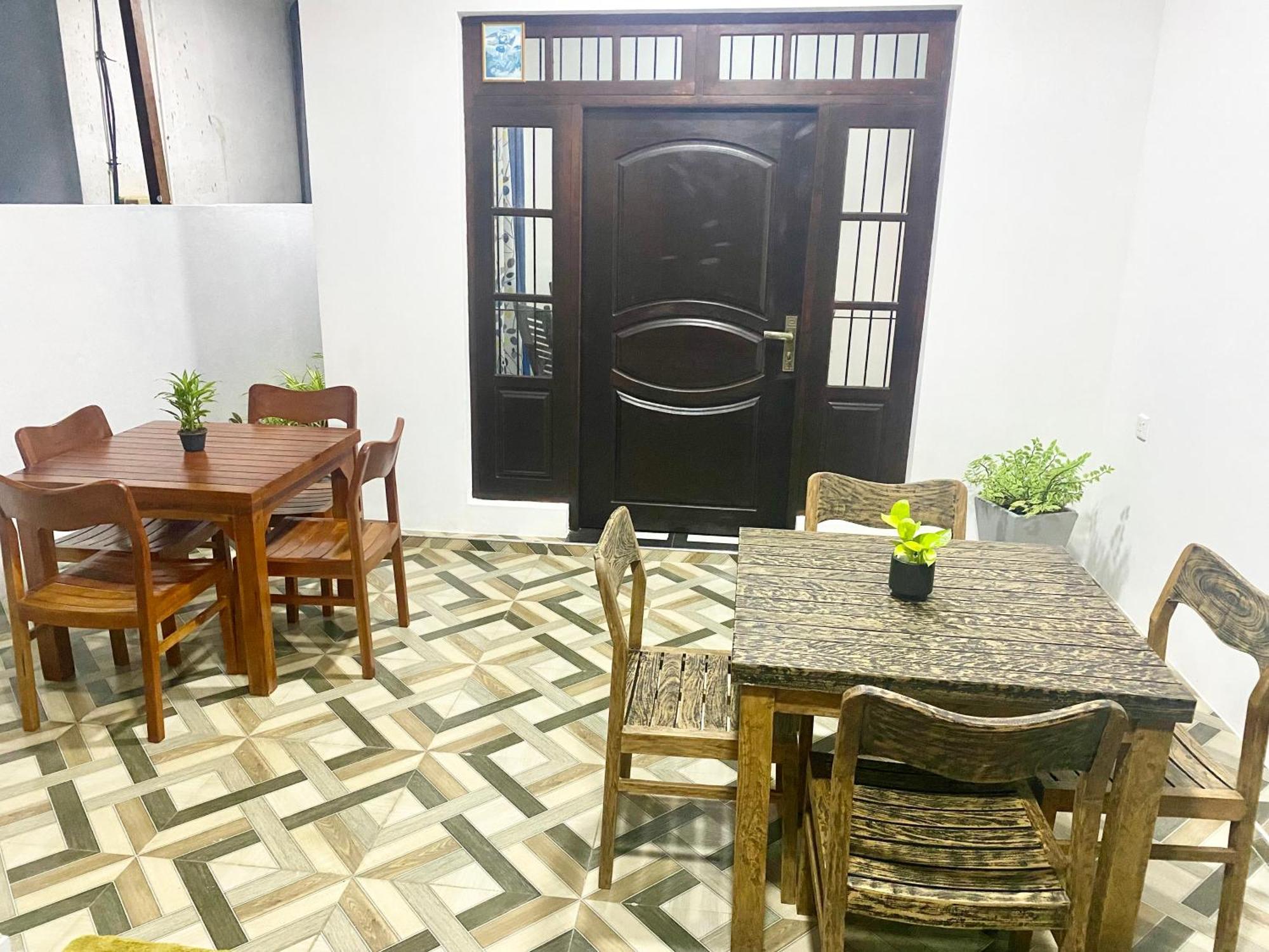 Mario Family Villa And Restaurant Negombo Bagian luar foto