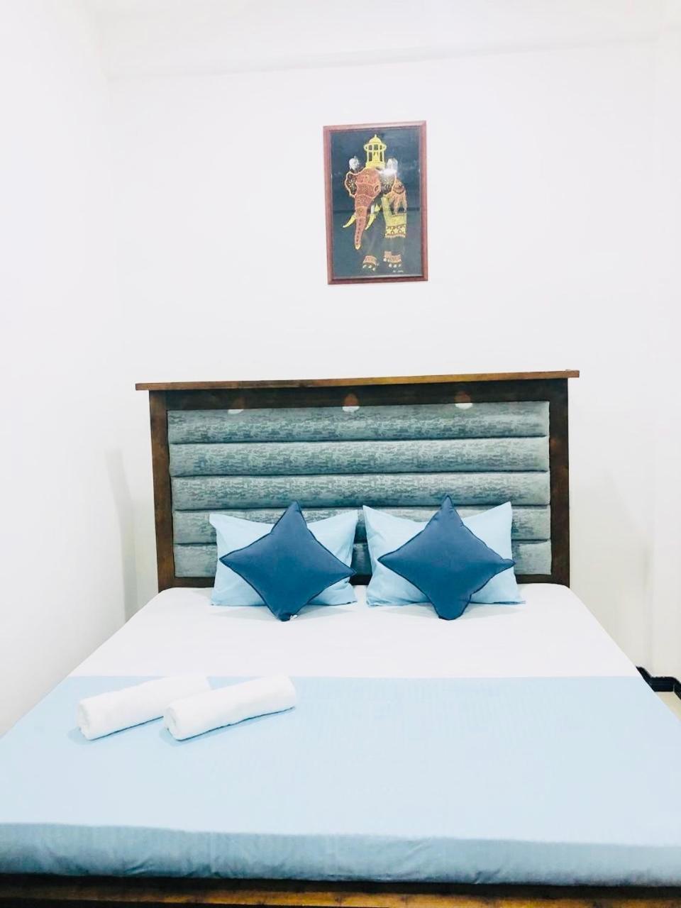 Mario Family Villa And Restaurant Negombo Bagian luar foto