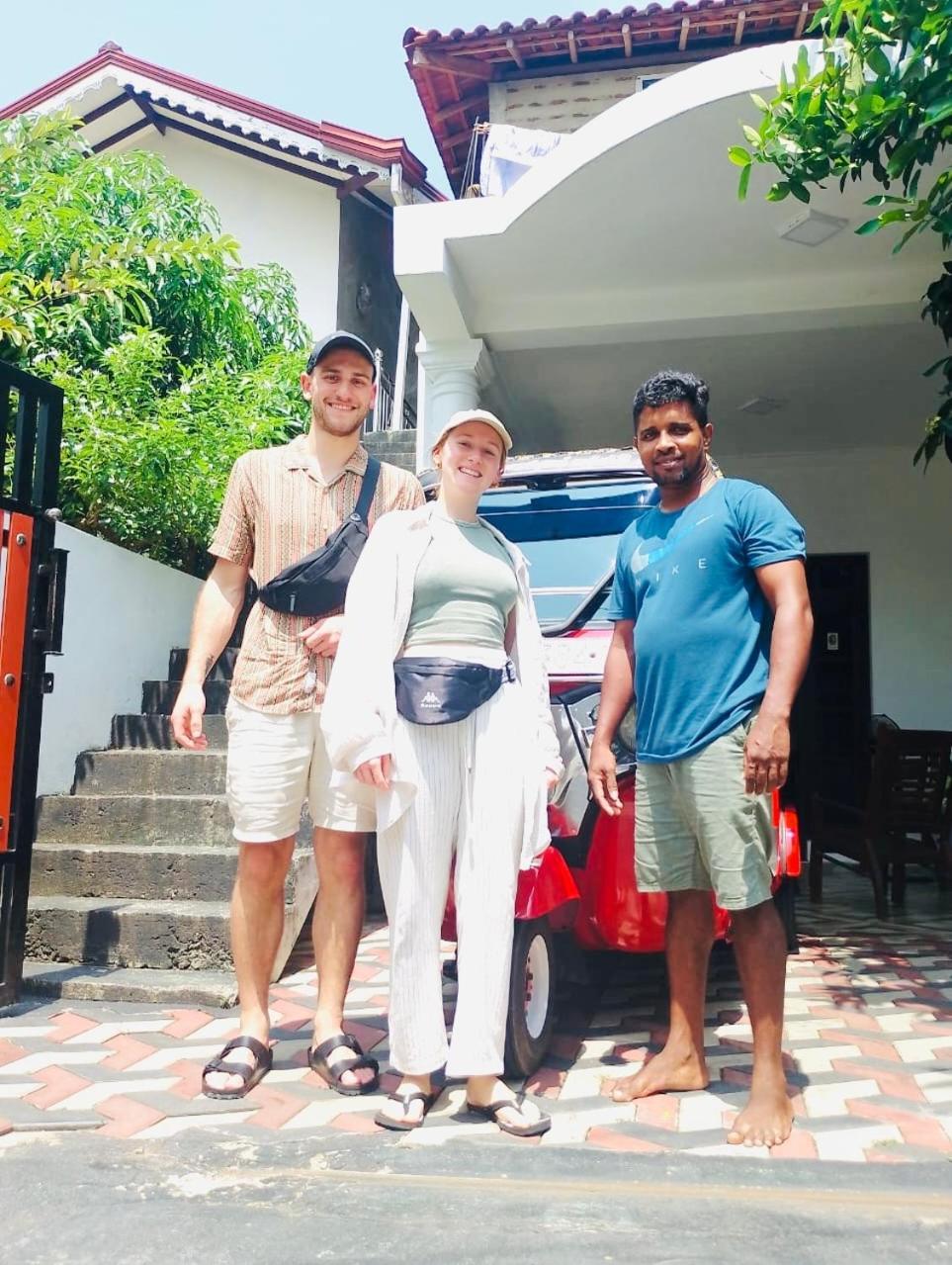 Mario Family Villa And Restaurant Negombo Bagian luar foto